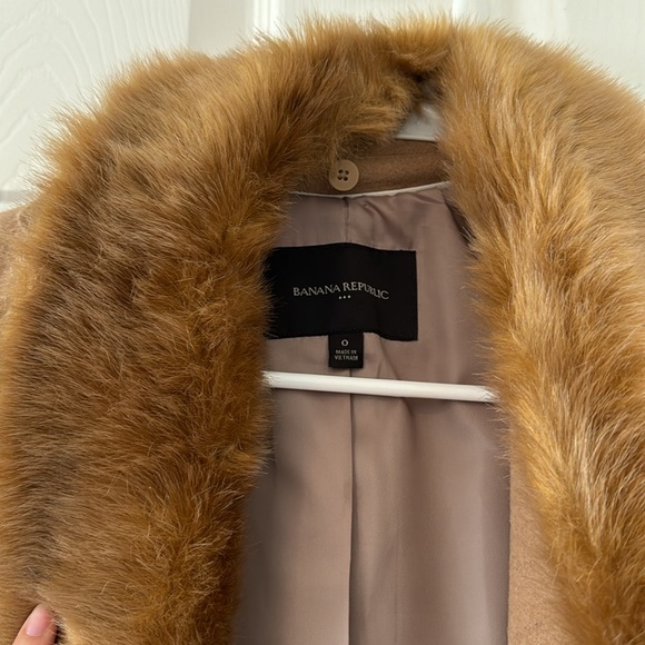 Coat, size 0, color brown, banana Republic - Picture 2 of 3